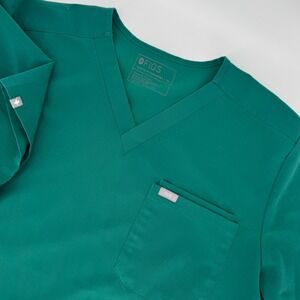 FIGS Men's Scrub Top XL Green V-Neck Chest Pocket Technical Collection